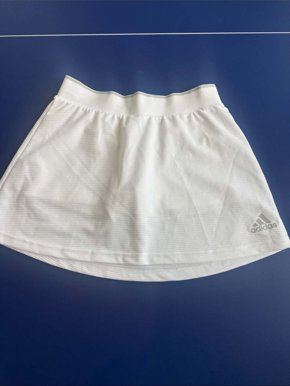 adidas Whites women’s Athletic Skort with Logo never worn